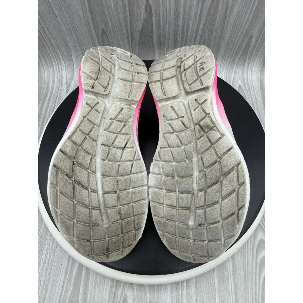 OOFOS OOmg Sport Low Womens Size 8.5 Black Pink Fade Recovery Slip On Shoes